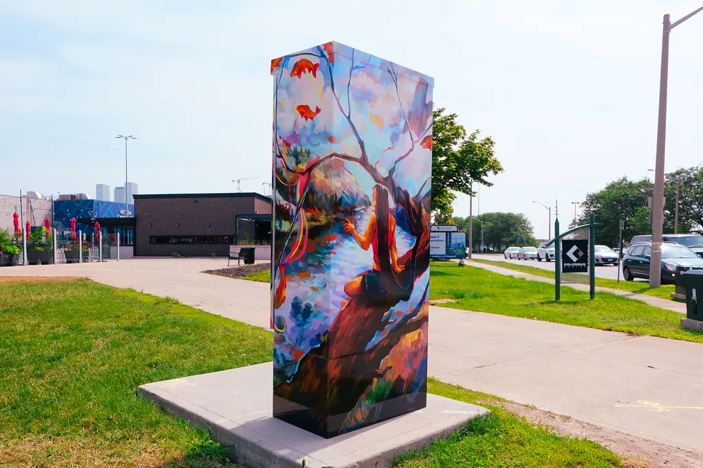 An art-adorned traffic box by Anna Ladizginsky in Vaughan, Ontario
