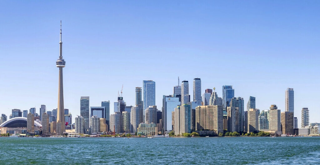 A view of Downtown Toronto and CN Tower